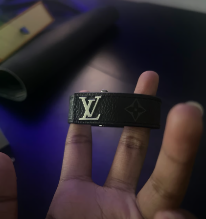 Product review by Elijah Baker